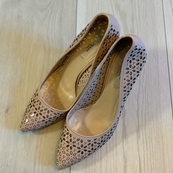 Prada Shoes - Gorgeous Prada heels, blush/natural patent leather, 8.5 - excellent condition!